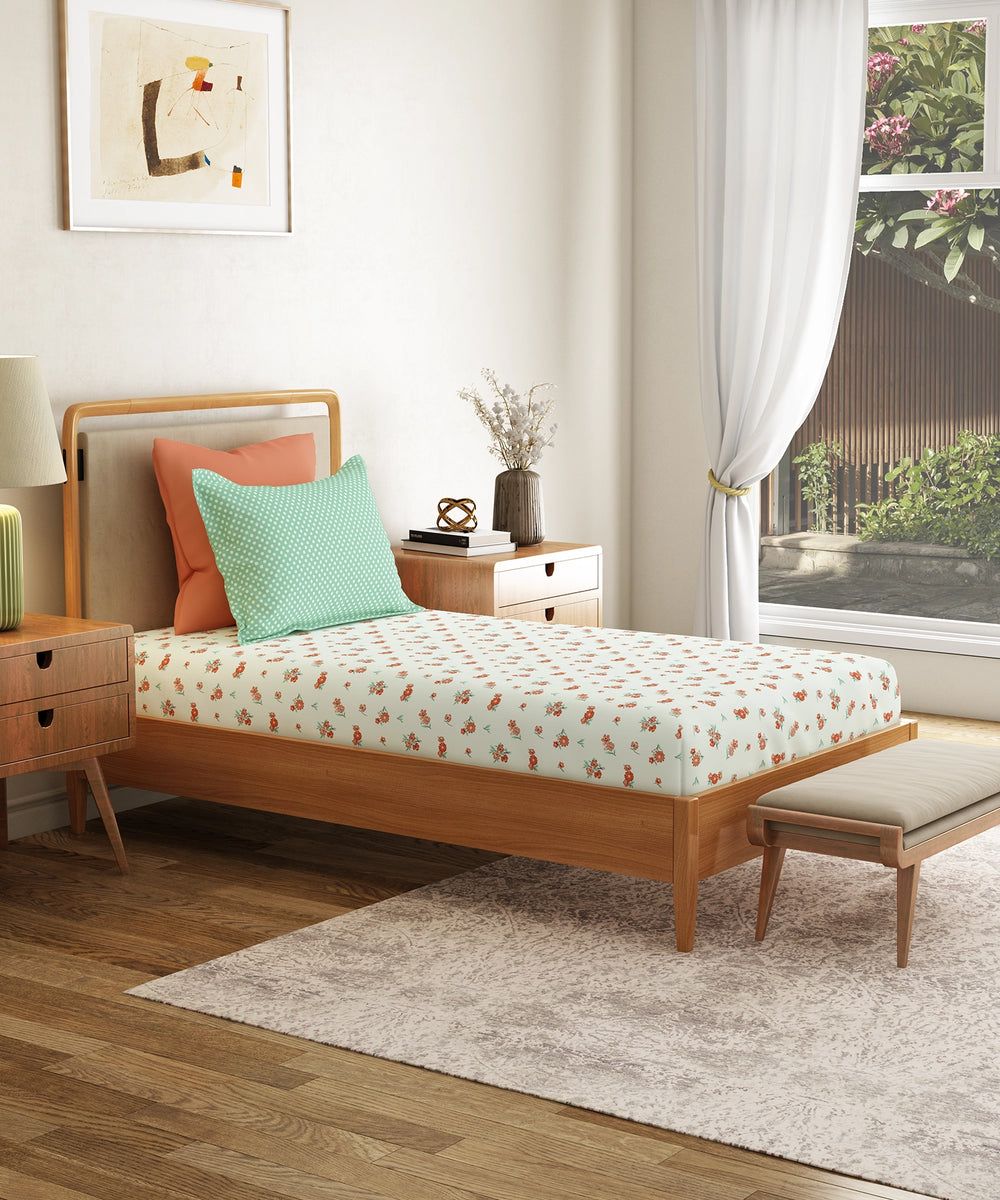 Little Bloom Bedsheet Set, image 3 of 5