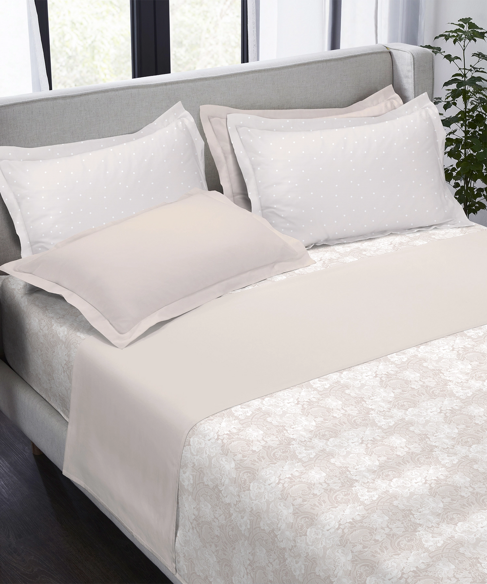Perfectly Pale Bedsheet Set, image 3 of 4
