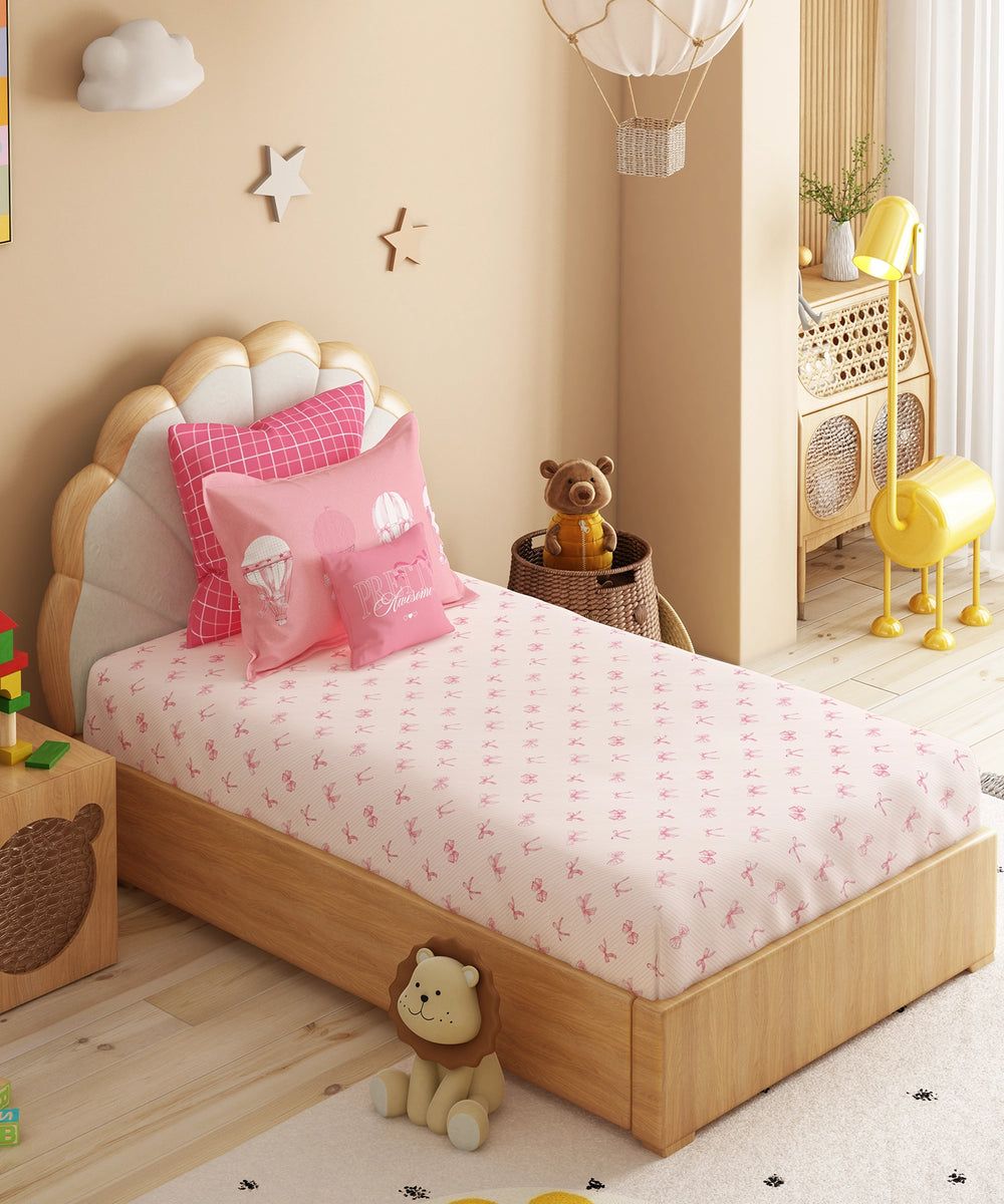 Cue Coquette Bedsheet Set, image 4 of 4