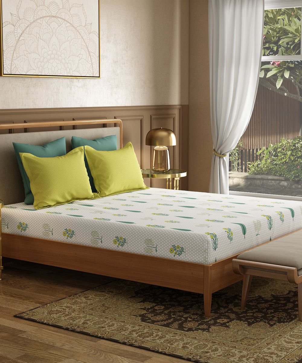 Gulchaman Bedsheet Set, image 4 of 5