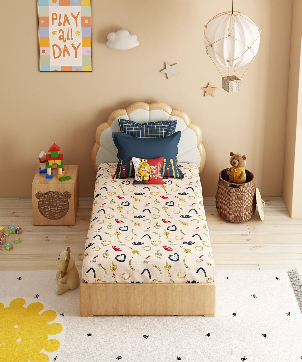 Scribble Spot Bedsheet Set, image 3 of 4