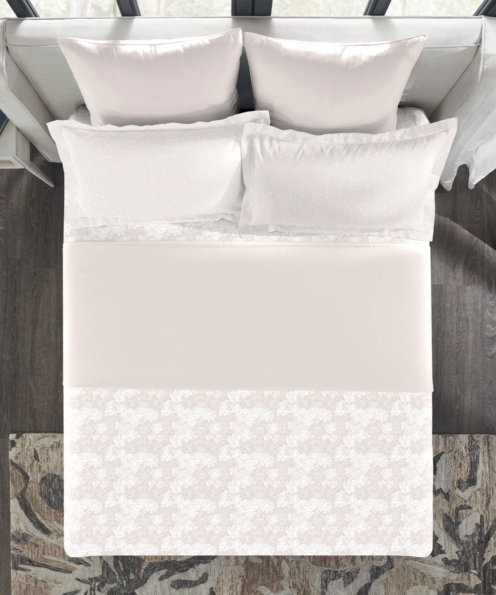 Perfectly Pale Bedsheet Set, image 4 of 4