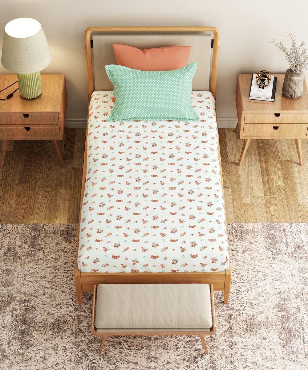 Little Bloom Bedsheet Set, image 4 of 5